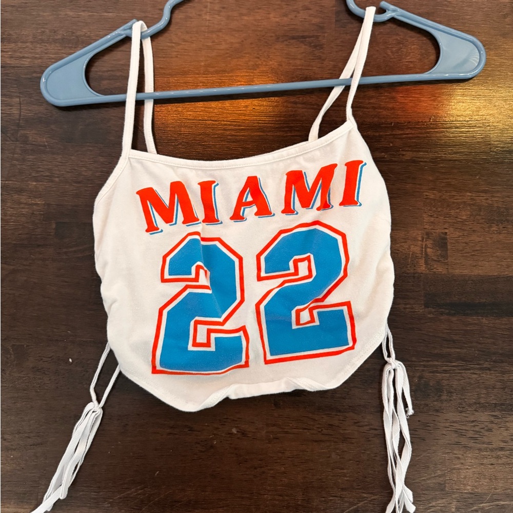 side tie graphic crop top